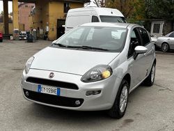 Argento Usata 2015 Fiat Punto Lounge Tre volumi | 4800 € (Buon prezzo)