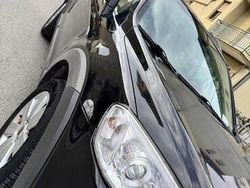 Nero Usata 2007 Chevrolet Captiva SUV | 4300 € (Molto cara)