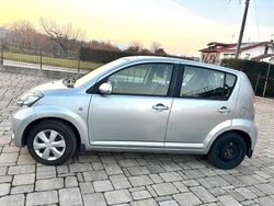 Grigio Usata 2008 Daihatsu Sirion Due volumi | 3000 € (Ottimo prezzo)