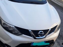 Bianco Usata 2015 Nissan Qashqai SUV | 8500 €