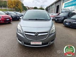 Grigio Usata 2014 Opel Meriva Cosmo Monovolume | 5700 € (Buon prezzo)