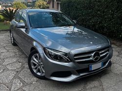 Grigio Usata 2016 Mercedes 180 Tre volumi | 17.500 € (Cara)