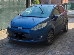 Blu Usata 2009 Ford Fiesta Titanium Due volumi | 3500 € (Buon prezzo)
