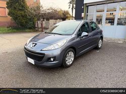 Grigio Usata 2010 Peugeot 207 Tre volumi | 3900 € (Buon prezzo)