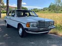 Bianco Usata 1981 Mercedes E200 Tre volumi | 7500 €