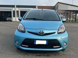 Blu Usata 2013 Toyota Aygo Connect Style Due volumi | 6500 € (Buon prezzo)