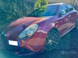 Rosso Usata 2013 Alfa Romeo Giulietta Quadrifoglio Verde Due volumi | 11.000 € (Buon prezzo)