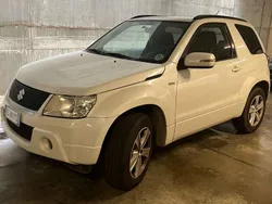 Bianco Usata 2011 Suzuki Grand Vitara SUV | 3500 € (Buon prezzo)