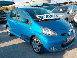 Blu Usata 2011 Toyota Aygo Due volumi | 3499 € (Buon prezzo)