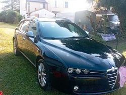 Nero Usata 2011 Alfa Romeo 159 Tre volumi | 1500 € (Super prezzo)