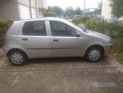 Grigio Usata 2005 Fiat Punto Due volumi | 600 € (Super prezzo)