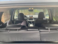 Blu Usata 2010 Toyota RAV4 SUV | 6500 € (Buon prezzo)