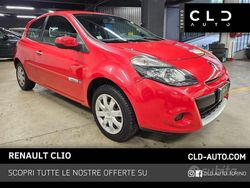 Rosso Usata 2010 Renault Clio II Due volumi | 3100 € (Buon prezzo)