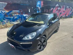 Usata 2010 Porsche Cayenne SUV | 17.500 € (Molto cara)