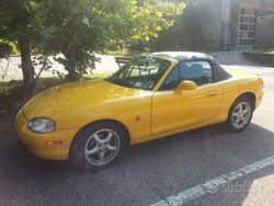 Usata 2001 Mazda MX5 Cabrio | 10.500 €