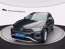 Nero perla Usata 2024 VW T-Roc Life SUV | 29.950 € (Buon prezzo)