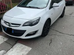 Usata 2016 Opel Astra Cosmo Station wagon | 6500 € (Buon prezzo)