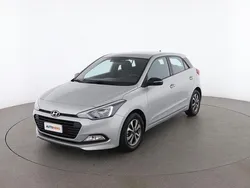 Argento Usata 2018 Hyundai i20 GO! Tre volumi | 8399 € (Ottimo prezzo)