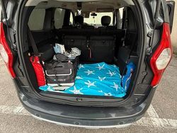 Grigio Usata 2016 Dacia Lodgy Monovolume | 7500 € (Ottimo prezzo)