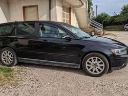 Nero Usata 2006 Volvo V50 Kinetic Station wagon | 3800 € (Molto cara)