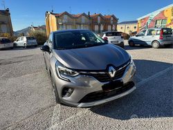 Grigio Usata 2023 Renault Captur Techno SUV | 19.500 € (Buon prezzo)
