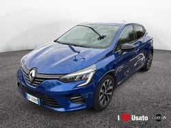 Blu Usata 2023 Renault Clio V Intens Due volumi | 16.300 € (Buon prezzo)