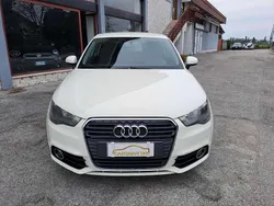 Bianco Usata 2010 Audi A1 Attraction Due volumi | 4900 € (Buon prezzo)