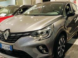 Grigio Usata 2024 Renault Captur Techno SUV | 18.900 € (Buon prezzo)