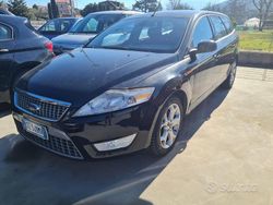 Nero Usata 2010 Ford Mondeo | 2000 € (Buon prezzo)