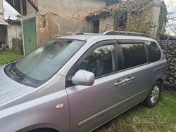 Grigio Usata 2006 Kia Carnival Monovolume | 2800 €
