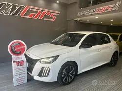 Bianco Nuova 2025 Peugeot 208 Style Due volumi | 18.500 € (Buon prezzo)