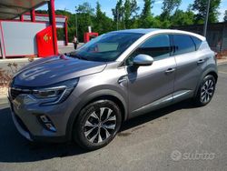 Grigio Usata 2024 Renault Captur Techno SUV | 21.500 € (Cara)