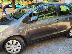 Usata 2009 Toyota Yaris Due volumi | 3800 € (Buon prezzo)