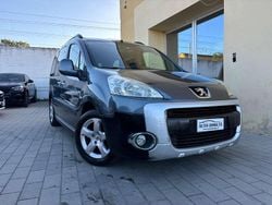 Grigio Usata 2010 Peugeot Partner Outdoor Monovolume | 6300 € (Buon prezzo)