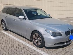 Grigio Usata 2007 BMW 530 Station wagon | 4500 € (Ottimo prezzo)