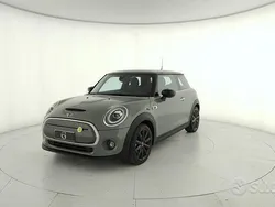 Grigio Usata 2020 Mini Cooper SE Classic Due volumi | 19.200 € (Buon prezzo)