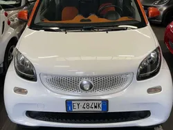 Bianco Usata 2015 Smart ForTwo Coupé Edition #1 Due volumi | 8999 € (Buon prezzo)