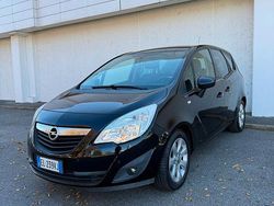 Nero Usata 2012 Opel Meriva Monovolume | 3900 € (Buon prezzo)