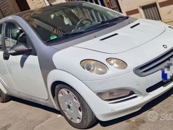 Bianco Usata 2005 Smart ForFour Due volumi | 1900 € (Buon prezzo)