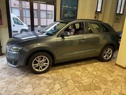 Grigio Usata 2012 Audi Q3 Advanced Plus SUV | 12.590 € (Buon prezzo)