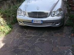 Usata 2004 Mercedes C220 Avantgarde Station wagon | 6000 € (Molto cara)