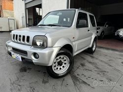 Grigio Usata 2004 Suzuki Jimny SUV | 8900 € (Ottimo prezzo)
