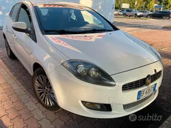 Usata 2011 Fiat Bravo Due volumi | 2700 € (Buon prezzo)