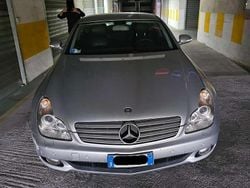 Argento Usata 2007 Mercedes CLS320 Tre volumi | 12.000 € (Buon prezzo)