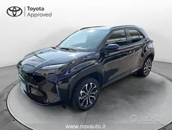 Nero Usata 2023 Toyota Yaris Cross Trend SUV | 23.500 € (Buon prezzo)