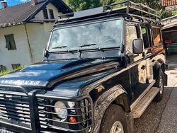 Nero Usata 2008 Land Rover Defender SUV | 33.000 € (Molto cara)