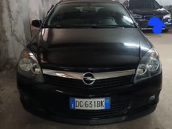 Nero Usata 2007 Opel Astra GTC Coupé | 2500 €