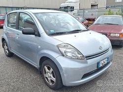 Grigio Usata 2007 Daihatsu Sirion Due volumi | 2350 € (Buon prezzo)