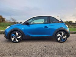 Blu/azzurro Usata 2015 Opel Adam Rocks Due volumi | 7500 € (Buon prezzo)