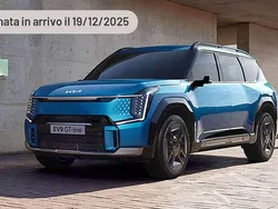 Argento Usata 2023 Kia EV9 GT-Line SUV | 72.380 €